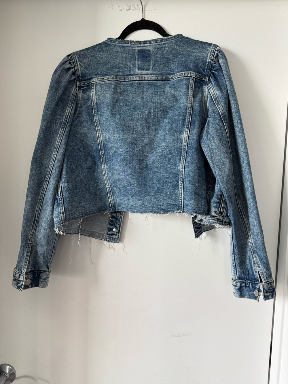 GAP Light Blue Denim Jacket with Leather Logo Patch - Picture 2 of 4